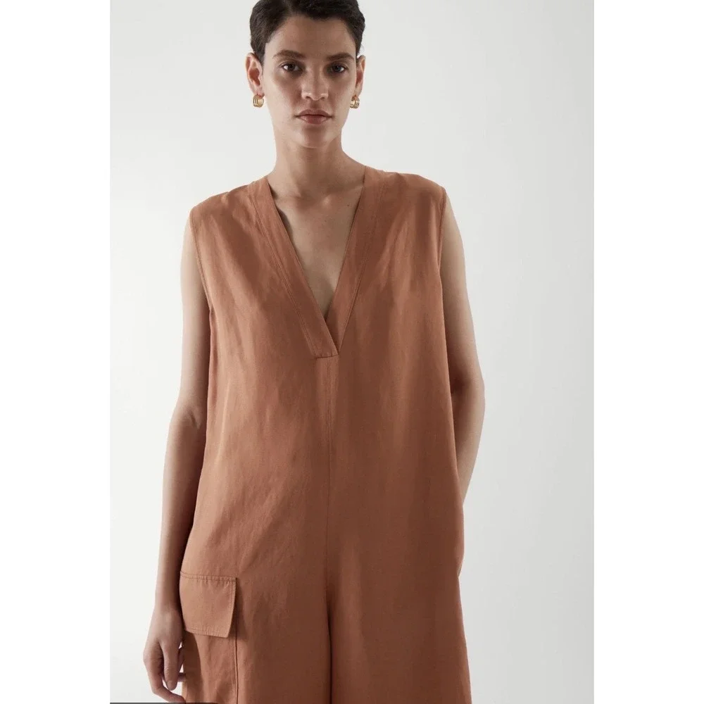 COS Rust Sz 6 Sleeveless Wide Leg Utility Jumpsuit Minimalist Chic Classic
